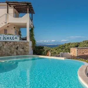 **** Aparthotel Ea Bianca Italia